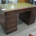 447 1541 WRITING DESK